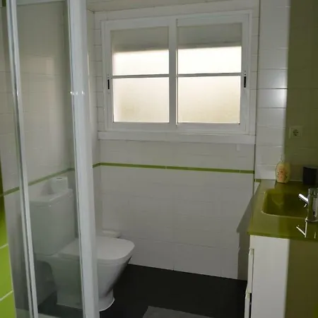 Charming To Feel Apartment Lissabon