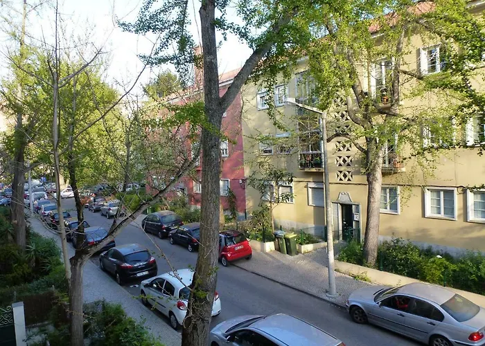 Charming To Feel Lisboa