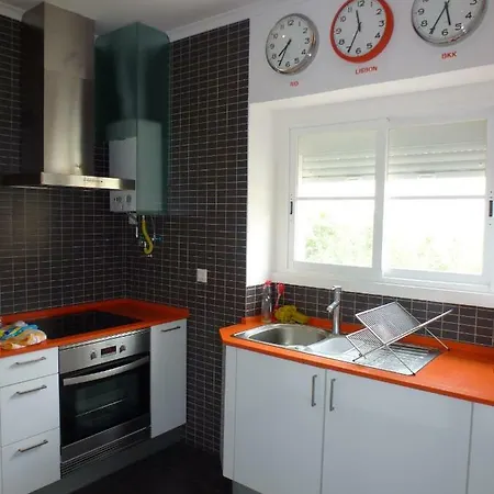 Charming To Feel * Lizbona